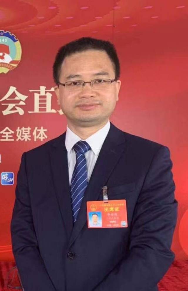 第一财经记者获悉,全国人大代表,美的家用空调创新中心主任李金波今年