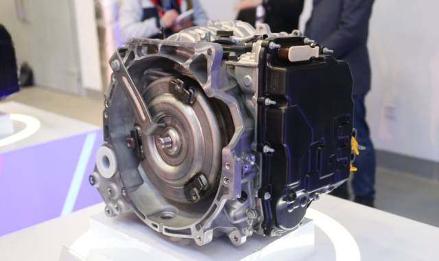 全新迈锐宝xl 535t搭载最新cvt变速箱,百公里油耗5.8l