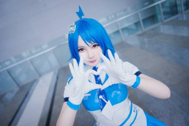 cos:场照上的制服22娘.