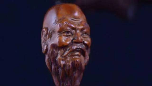 须派,殷根福老先生的徒弟须吟笙改良后的风格,表情惟妙惟肖▼