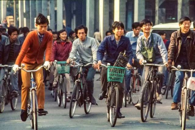 恕我直言你爹妈当年比你潮多了