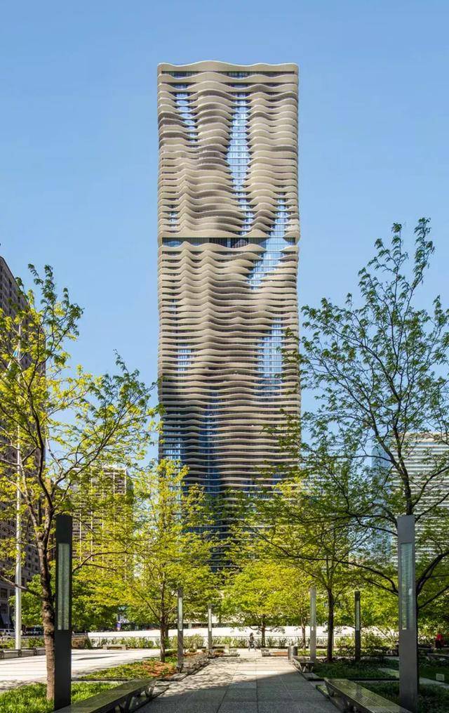 家住女性建筑师设计的最高建筑是怎样的体验i芝加哥水形塔