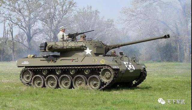 的轻型坦克歼击车设计是在m2a1轻型坦克的底盘上搭载了一门47毫米炮