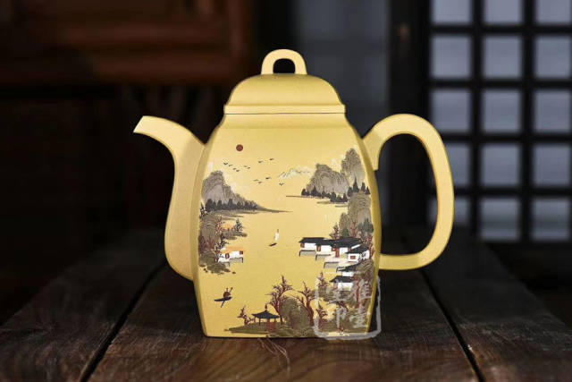 百万级别的泥绘紫砂壶,想象不到!