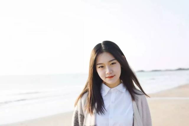 今日,这些学院集体表白青大小仙女