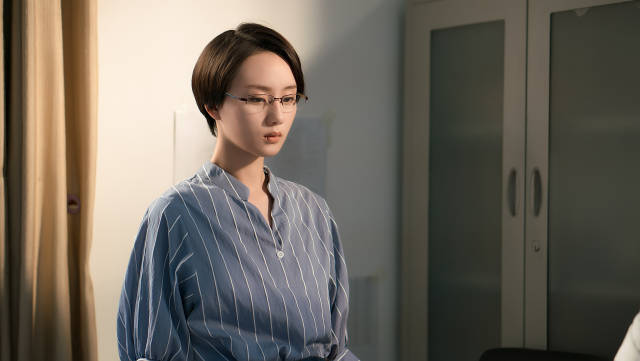 邓郁立独家记忆里的宋琪琪摘掉眼镜竟然这么美