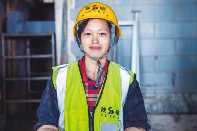 砌筑女工秋庆