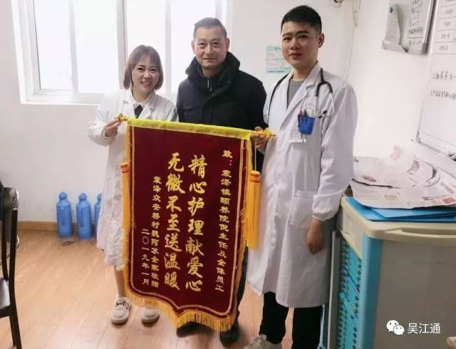 美甲店风生水起 震泽美业新风尚