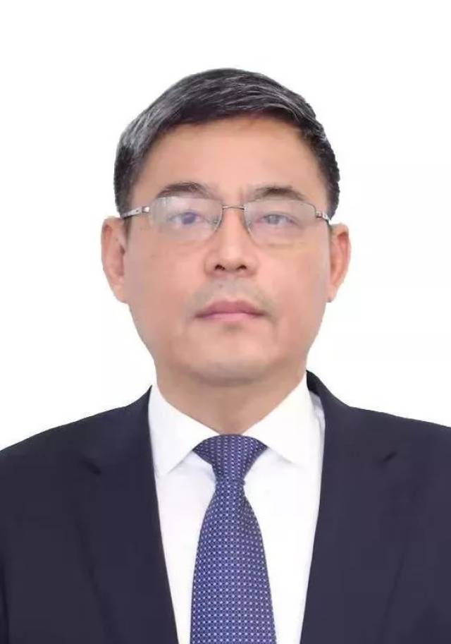 吴兴区委副书记,区长陈江 区委,区政府主要负责人承诺:坚持"靠前站