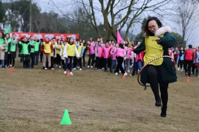 踏响春天旋律,放飞美丽心情 | 乐山市机关幼儿园户外拓展活动