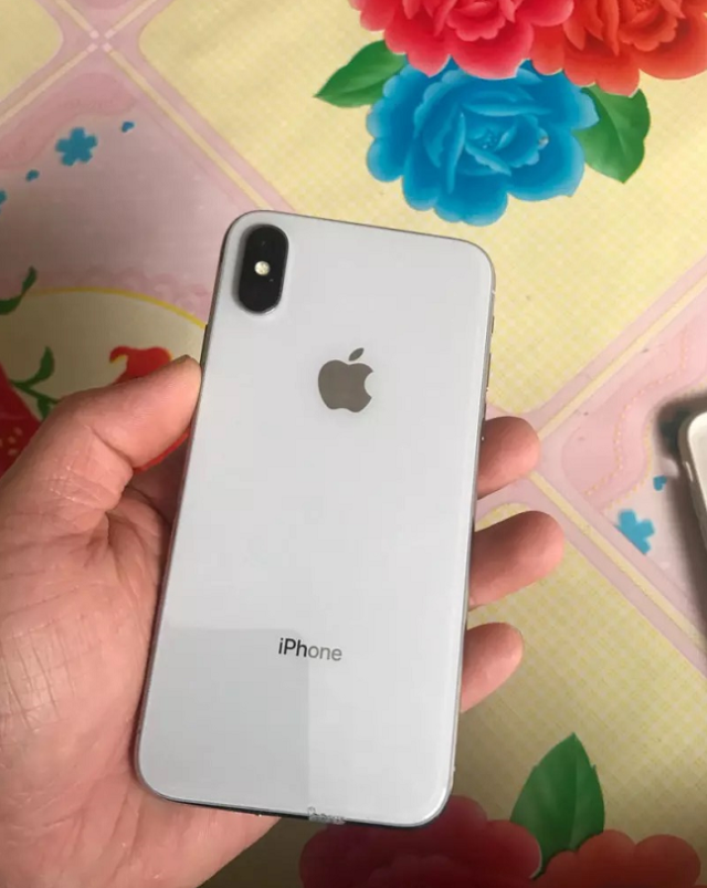 网友花3200元买到一台iphonex真的有这么便宜吗
