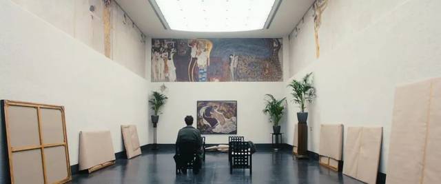 给女人画像就是一种诱惑她的方式