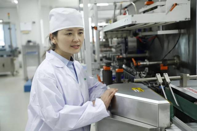 "三八红旗手"贾学英专题视频丨致敬!鲁南制药这些女神