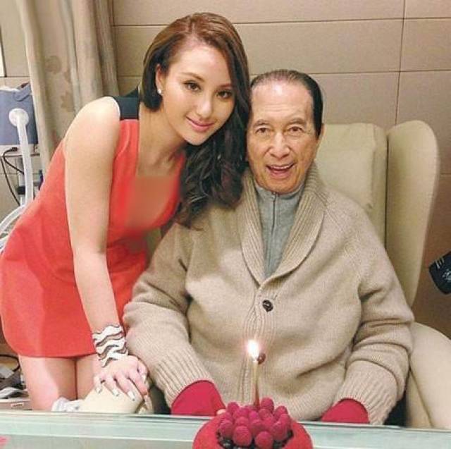 赌王千金何超盈未婚先孕有内情?港媒曝四太争财产再添砝码