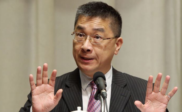 台当局"内政部长"徐国勇 图片来自台媒