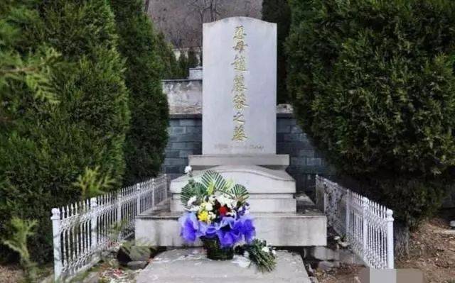 赵丽蓉老师,今天您笑了吗?