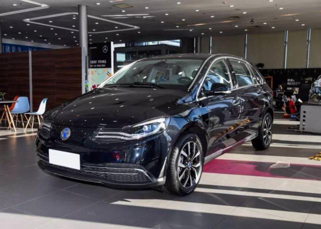 腾势450正式到店 纯电动汽车的品质之选