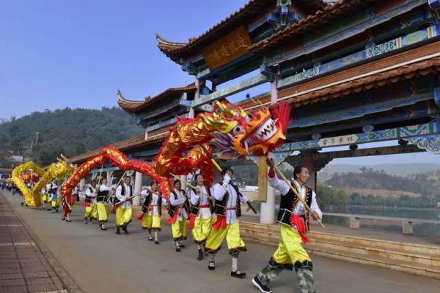 二月二·龙抬头:在易门看大戏品民俗赏春光_手机搜狐网