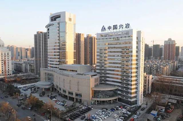 快看六冶铿锵前行的自信和风采!_手机搜狐网