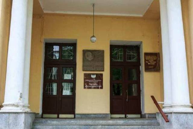 你以为外派生、交换生、留学生现在才有的时髦