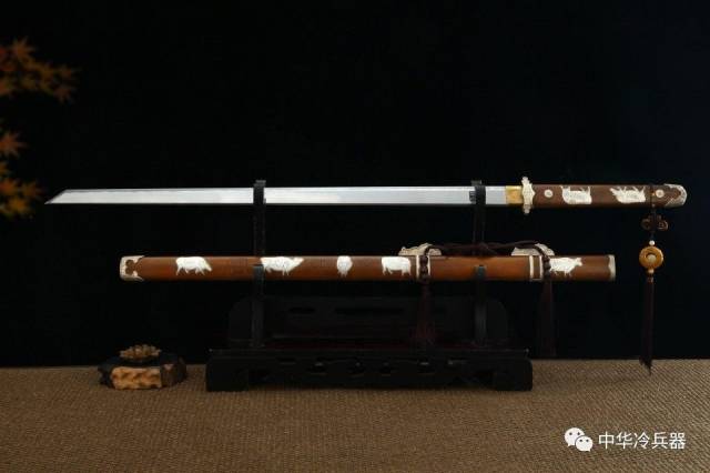 唐刀和武士刀，谁是你眼中的最强战刀？_搜狐网