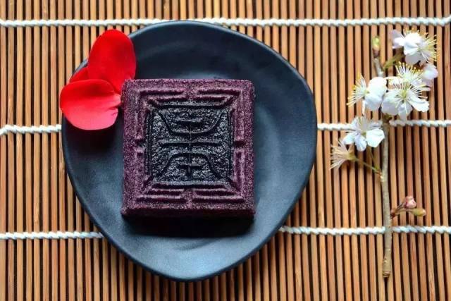 主营 : 结婚,满月酒,乔迁大喜等庆菩萨的馒头,大糕,印糕,催生粽等