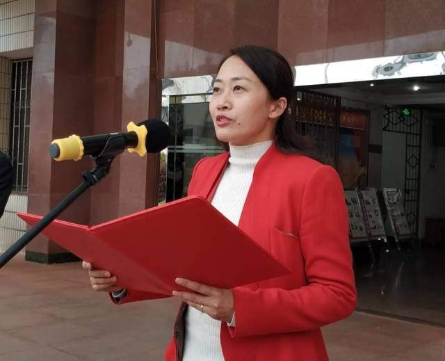 袁晓瑭指出,根据《曲靖市机构改革方案》,我市在原市招商合作局职责