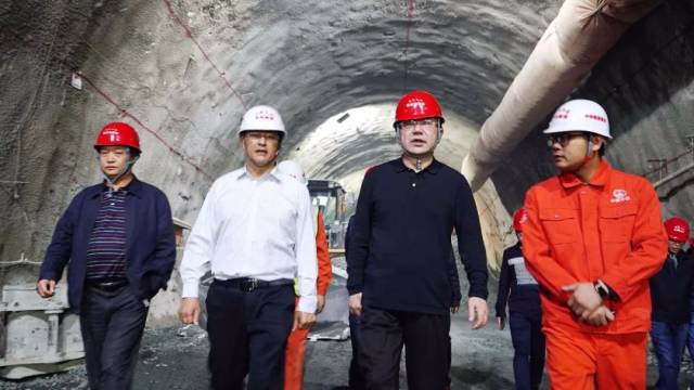 【玉磨新闻】铁路总公司工管中心党委书记韩宪军到项目检查调研