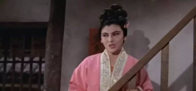 香江忆旧录||四段婚姻,喷火女郎,香港最性感女