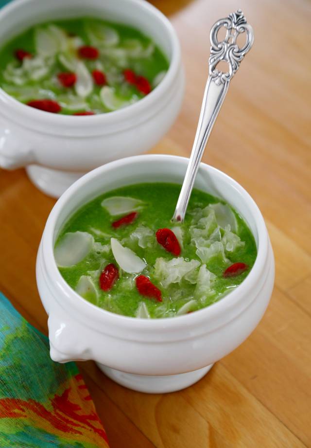 明星都在喝的春季养生汤,喝下这一碗,排毒养颜又瘦身