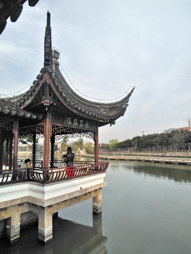 陈子龙纪念馆内水榭