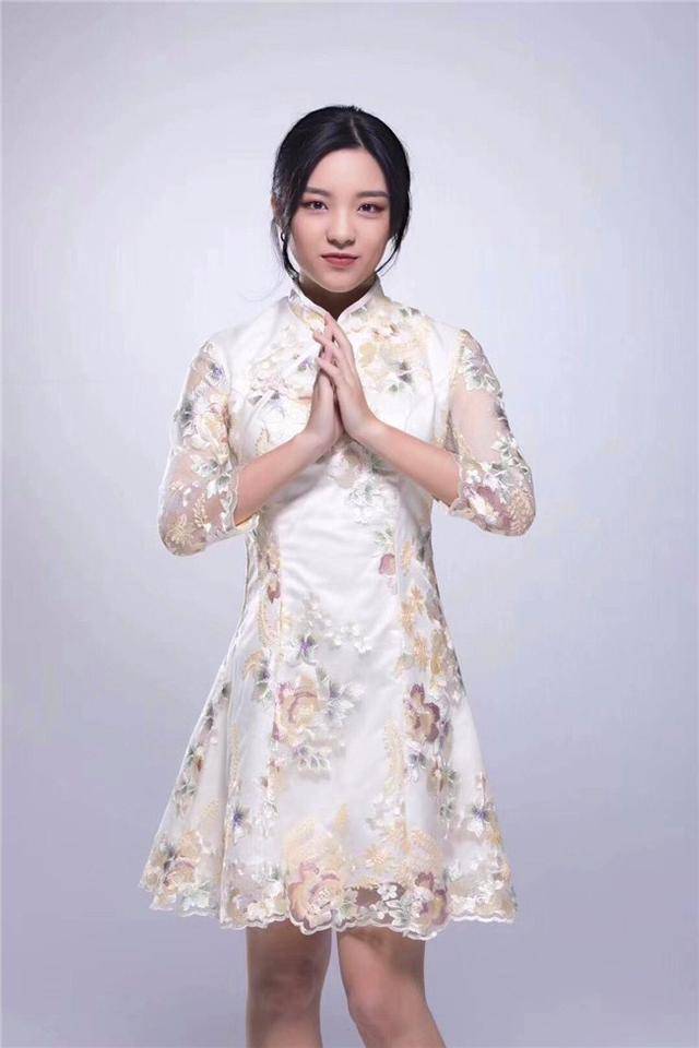 cf官方女解说盘点,职业选手,爱拍红人都有,哪款才是你的最爱?