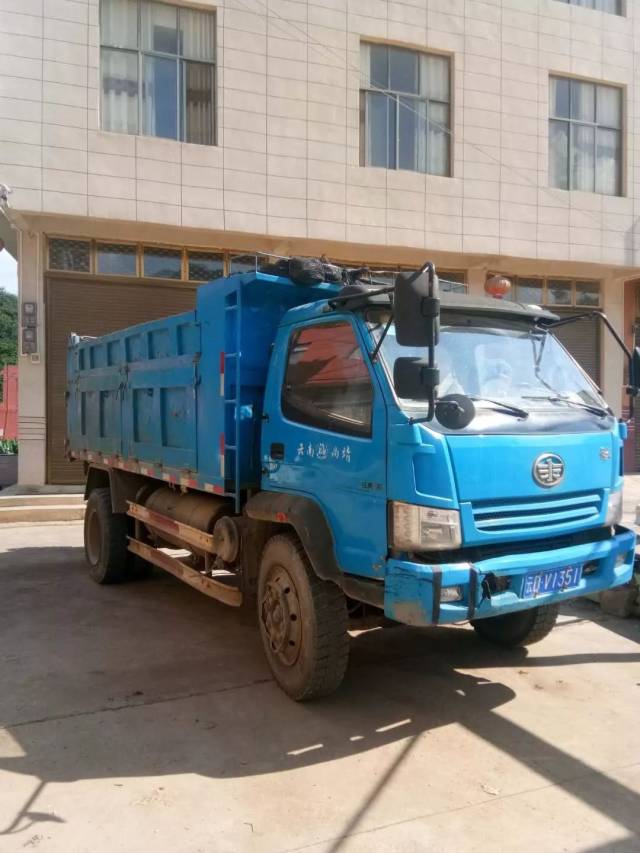 联系电话:13769599350 本人有辆中蓝箭,08发动机,153后桥,车辆4年