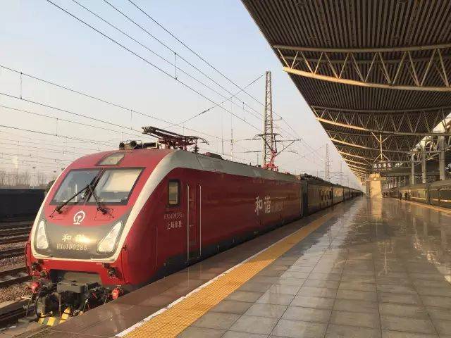 杭州～连云港东k8352/3 ,k8354,符离集至徐州间改经由符夹,陇海线