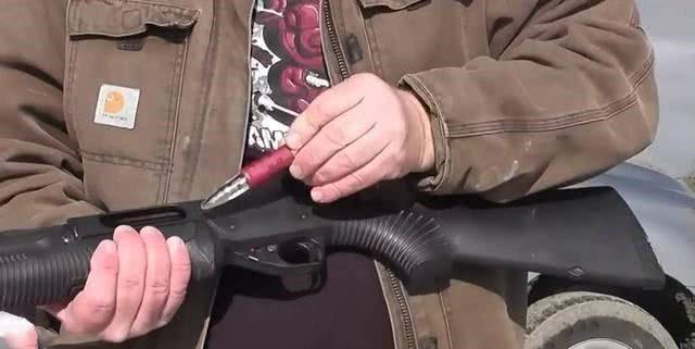 它比达姆弹还折磨人,被誉为"子弹之王",被击中很难救治