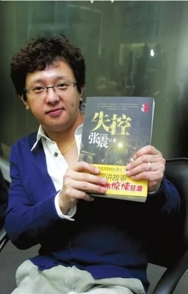 镜子里的他,真的在看我吗? 镜子里的他,真的在看我吗?