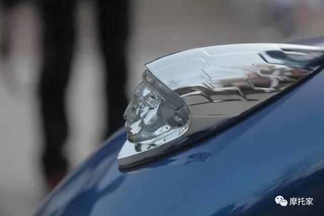 新车\/西安禁摩又解禁绝不是作秀!兵马俑骑上了