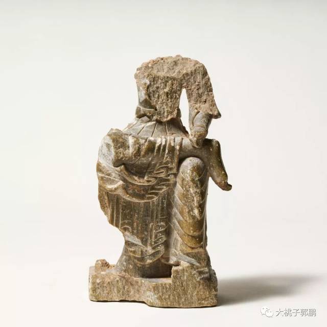 的微观我们来讲讲石质,在之前一期的微观中在讲"北魏思维菩萨残像"时