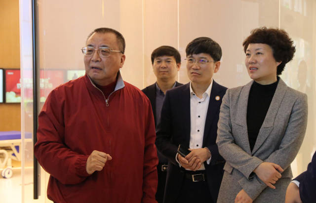 【园区|动态】原杭州市委书记王国平调研信息港小镇