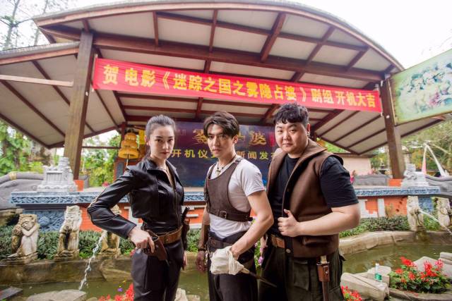 痞帅司马灰魅力十足,两位红颜为他争风吃醋