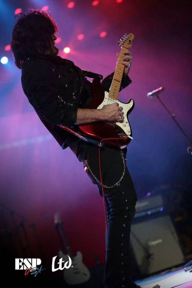 伯克利速弹名师joestump亲临现场代言espltd助力临平新天地young音乐