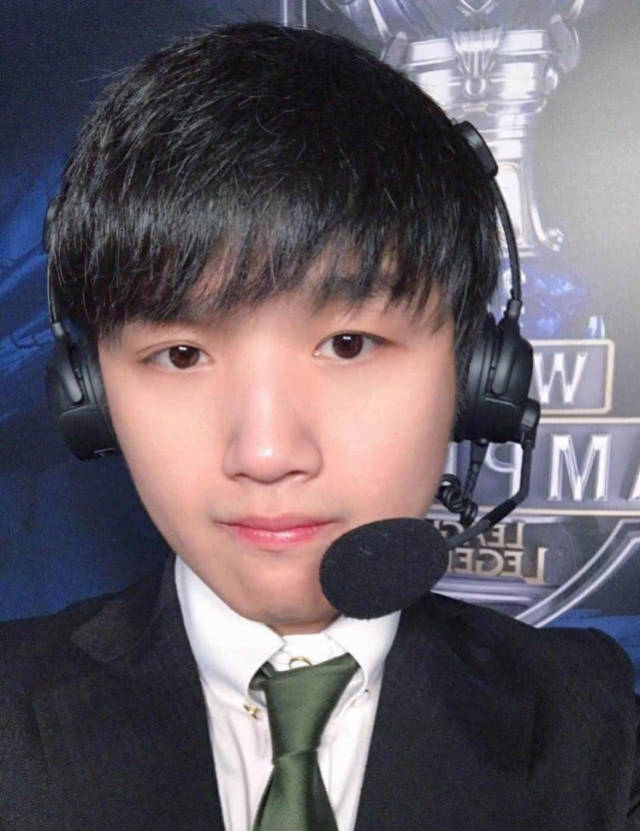 lol微笑正式卸任we主帅一职网友还有谁能拯救we