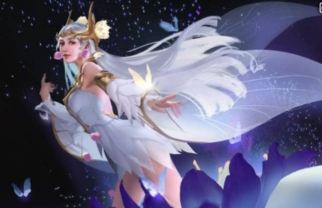 很多的玩家喜欢貂蝉的仲夏夜之梦,主要还是因为特效,这一次圣诞恋歌
