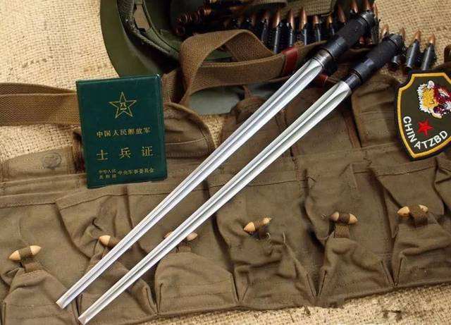 チャクチャ竜騎兵 古兵器 武具 冷兵器 刀装具 指揮刀 手鍛造打 鋼刀 チャクチャ竜騎兵 古兵器 武具 冷兵器 刀装具 指揮刀 手鍛造打