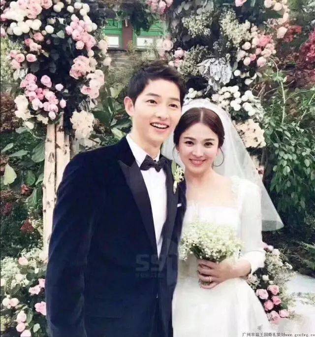 这9对韩国明星情侣,他们的爱情背后居然都有一