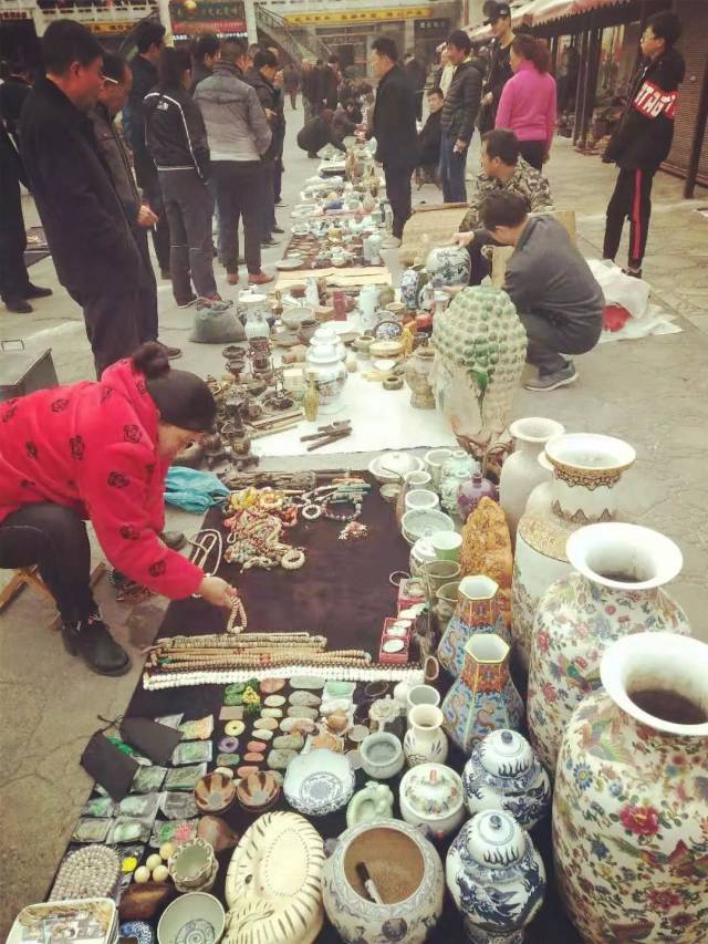 江北古玩市场图片