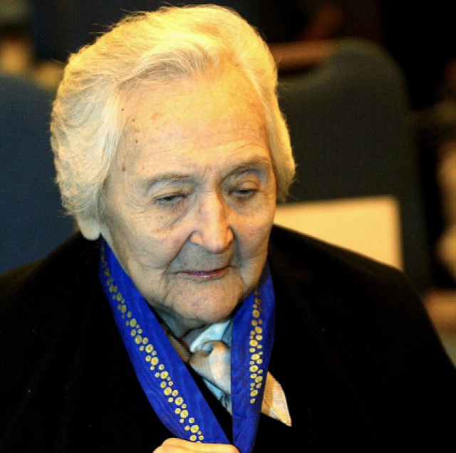 晚年的南希·韦克