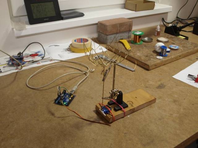 arduino交互设计作品2019——害羞的郁金香