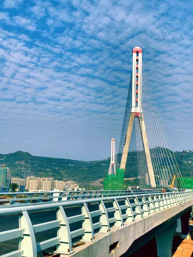 万州牌楼长江大桥已成了这样,令人振奋!