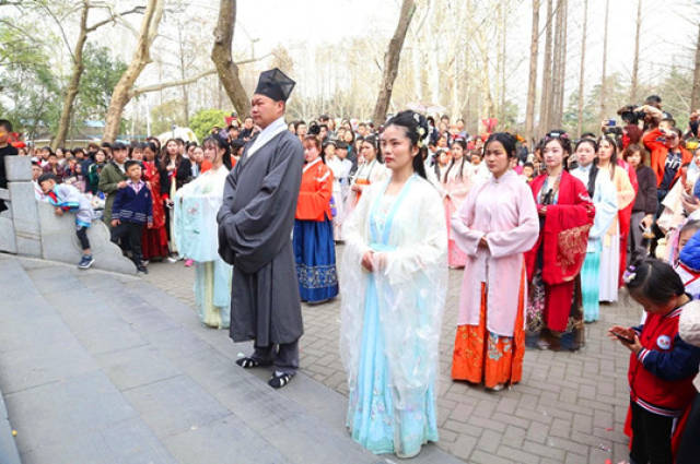 仙女降臨?信陽首屆漢服